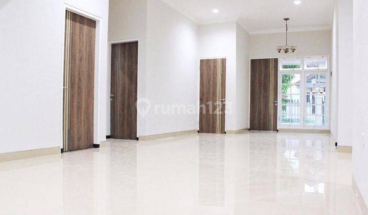 Rumah Sudah Renovasi SHM di Pondok Tjandra, Sidoarjo 2