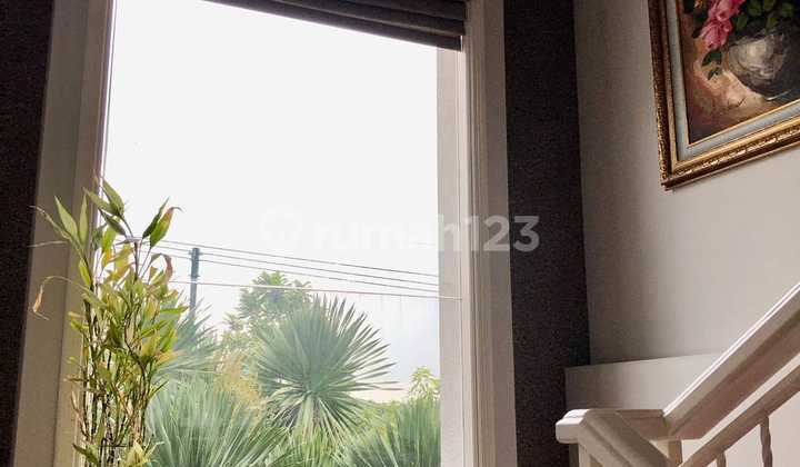 Murah Mewah Rumah Siap Huni di Graha Family Blok D Dekat Pakuwon Citraland