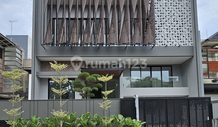 Luxury House Somerset Citraland Utama Spek Terbaik di Kelasnya 