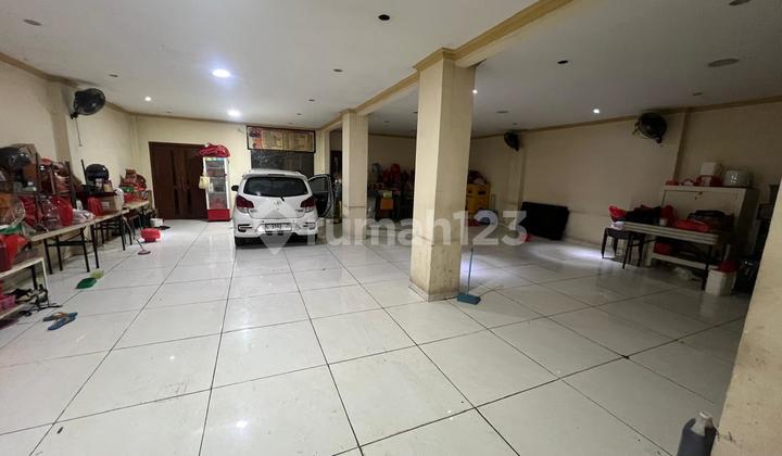 3.5-Storey Shop House on Raya Dukuh Kupang Barat Near Pakuwon Citraland G Walk 2