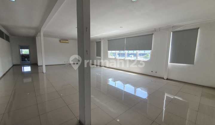 Ex-Factory Warehouse Sidoarjo Includes Machinery and Ready to Operate Near Bypass Krian Tjiwi Kimia