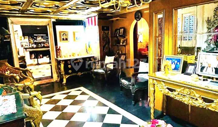 Murah Rumah Mewah 3 Lantai Hitung Tanah Villa Kalijudan Pakuwon City , Kertajaya