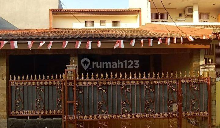 Rumah Siap Huni 1,5 Lantai di Taman Harapan Baru 22162 Li 1