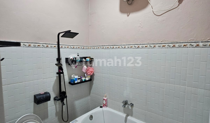 Teluknaga Tangerang For Sale House Large Yard Price Below Market 2