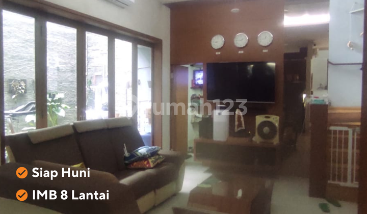 Tanah Abang Jakarta Pusat Jual Rumah di Kawasan Komersial Thamrin 2