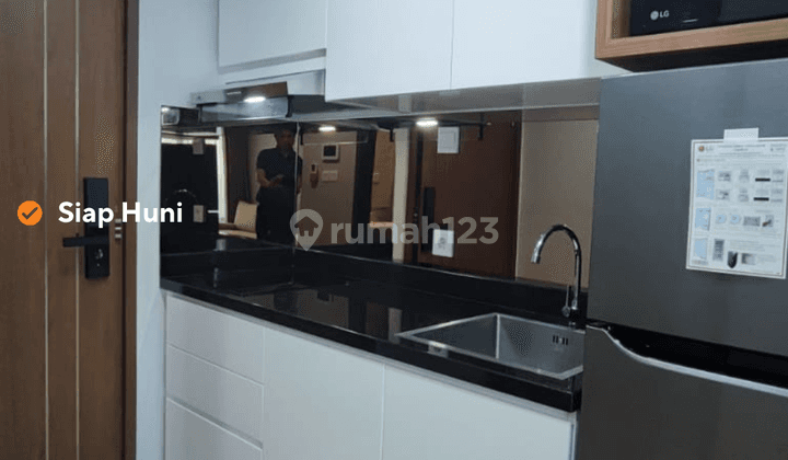 Disewakan Apartemen Southgate Residence Studio Type Full Furnish Selangkah Menuju Mall AEON Tanjung Barat 2
