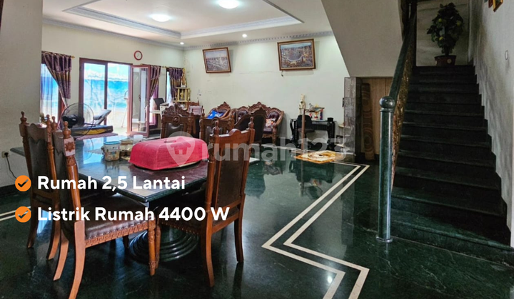 Cilandak Jakarta Selatan Dijual Rumah Tinggal dan Workshop Kondisi Terawat Akses Mudah Bebas Banjir Lokasi Strategis 2