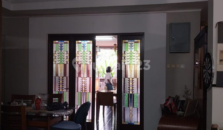 For Sale: Old House in Semanggi, Central Jakarta, Polri Complex Area, Price Reduced 2