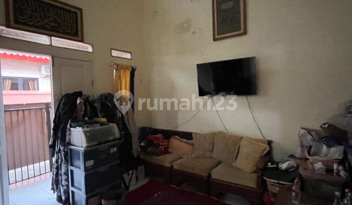 Limo Depok For Sale Ready-to-Occupy House Attractive Price Price Reduced 2