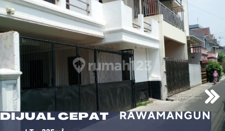 For Quick Sale: House Suitable for Boarding House in Rawamangun, East Jakarta
