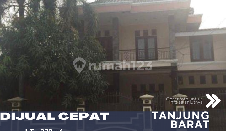 For Sale Nice House Strategic Location in Tanjung Barat, South Jakarta For Sale Nice House Strategic Location in Tanjung Barat, South Jakarta