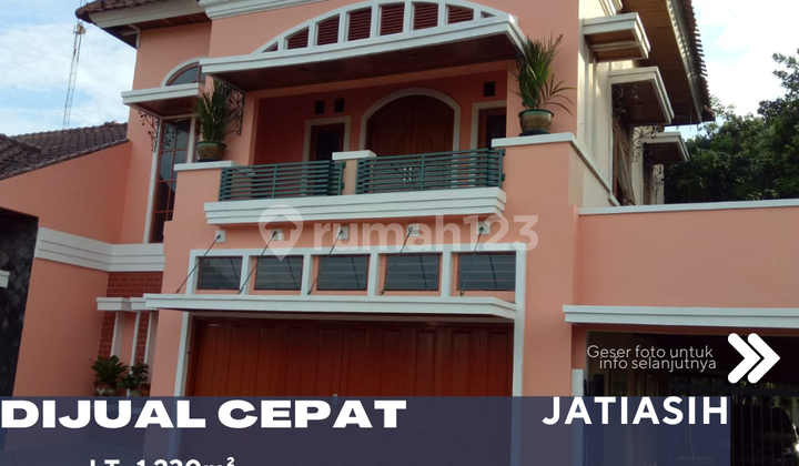 Dijual Rumah Taman Luas Samping Jalan Raya di Jatiasih Bekasi