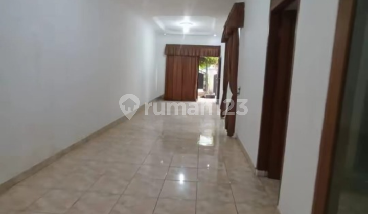 Dijual Rumah Cantik 2 Lantai Dalam Komplek di Duren Sawit Jakarta Timur 2
