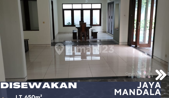Disewakan Rumah Bagus Daerah Elite Nyaman, Cocok untuk Expatriate di Jaya Mandala Kuningan Jakarta Selatan