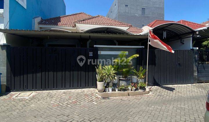 Rumah Bagus Unfurnished SHM di Palm Spring Regency Jambangan, Surabaya 1