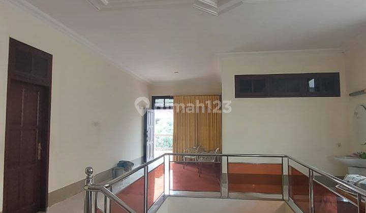 Rumah Bagus Unfurnished SHM di Margorejo Indah , Surabaya 1