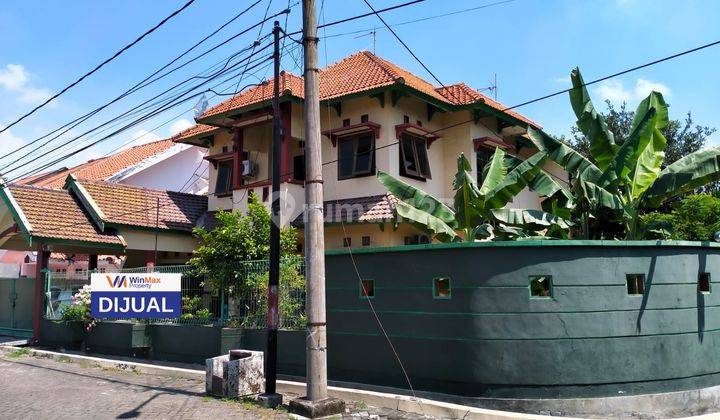 Rumah 2 Lantai Bagus Unfurnished SHM di Nginden Intan, Surabaya 1