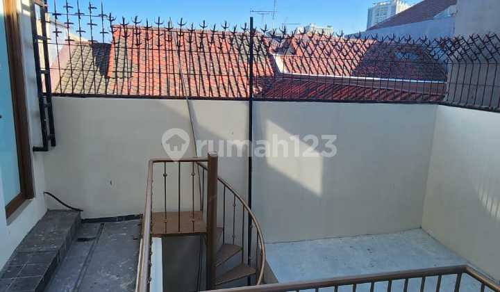 Jual Rumah Bagus Araya Tahap 2 Galaxy Bumi Permai Surabaya Timur 2