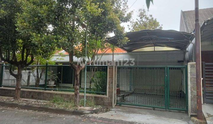 Layak Huni Rumah Hitung Tanah Gayungsari Barat Ayani Surabaya  1