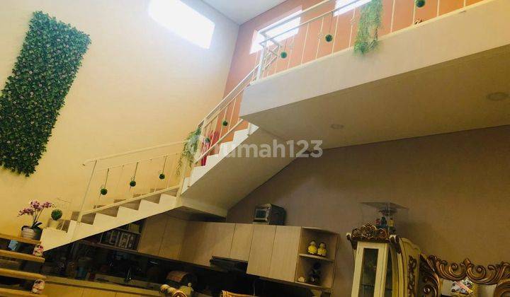 Turun Harga Rumah Alam Hijau E4 Citraland Semi Furnish Surabaya 1