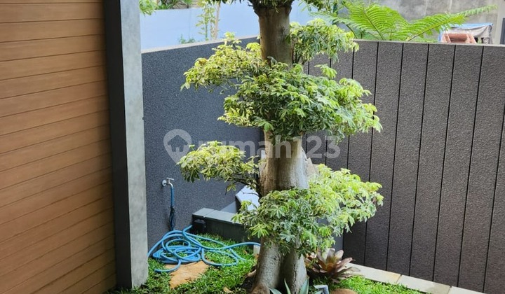 Imperial Golf New Gress Minimalis Modern Pakuwon Indah Surabaya 2