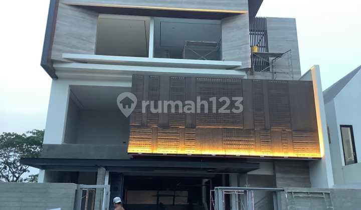 Rumah Hot High Spec New Gress Minimalis Modern 3 Lantai Citraland