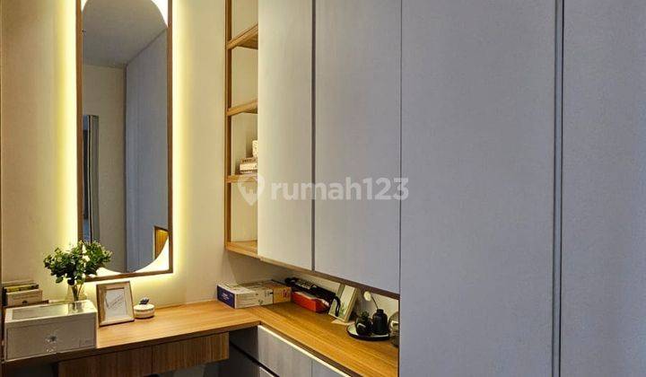 Full Furnish Scandinavian 2 Lantai Darmo Permai Timur Surabaya 2