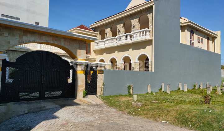 Murah Jual Cepat Rumah Hitung Tanah Pakuwon City Surabaya Timur