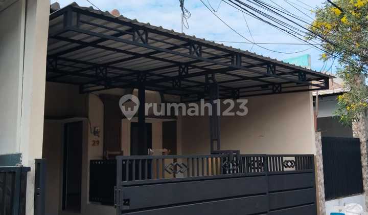 Rumah Siap Huni Gunung Anyar Taman Wiguna Surabaya Dekat Upn