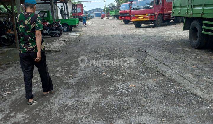 Hot Gudang Nol Jalan Alat Berat Dan Truk Banjar Sugihan Surabaya 2