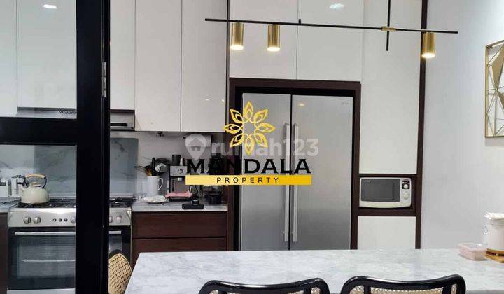 Rumah Rapih Full Furnished cantik di cluster Hylands Greenwich 1