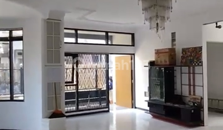 Rumah Hook Dekat Wesley School di Tidar Malang 2