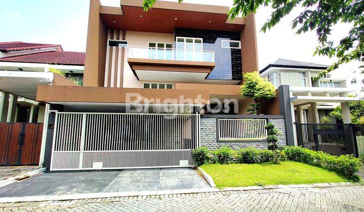 Rumah di Boulevard Cluster Golf Araya 1