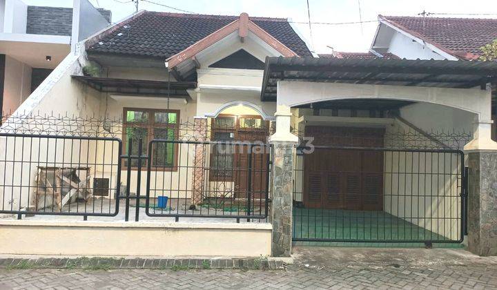 Rumah 1,5 Lt Furnished di Tidar, Malang 1