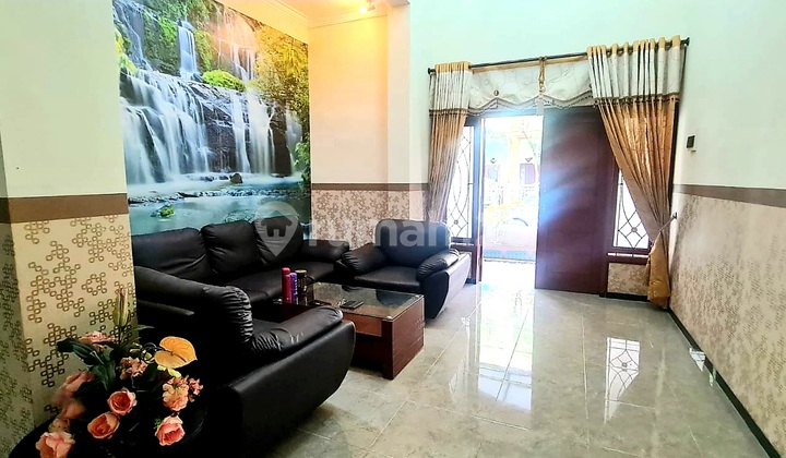 FURNISHED HOUSE, 5 MINUTES FROM BRAWIJAYA VETERAN, MALANG 2