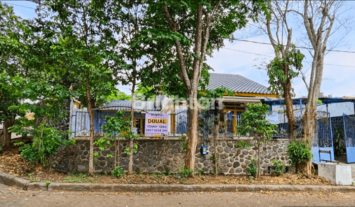 Rumah Hook di Puncak Buring Indah 1