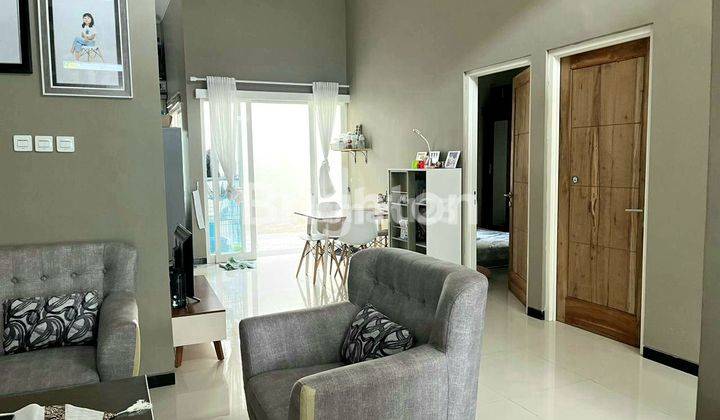 Rumah Cuuaaantik Semi Furnished di Perum. Oma View Atas, Cemorokandang 2