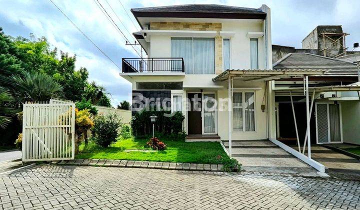 Rumah Villa 2 Lantai Full Furnished di Metro 8 Batu 1