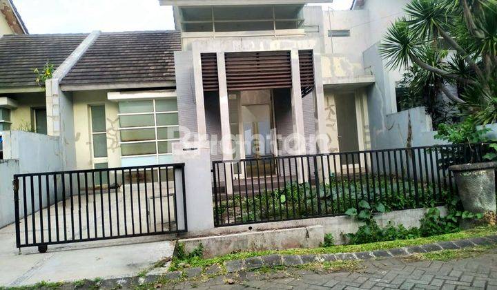 Rumah Siap Huni di Riverside, Arjosari Malang 1