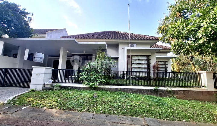 Rumah Posisi Hook Di Villa Puncak Tidar Malang Rumah Posisi Hook Di Villa Puncak Tidar Malang