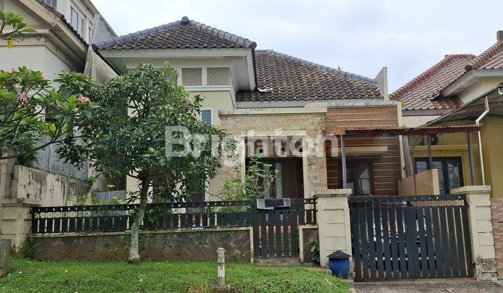 Rumah dengan 5 Kamar dekat Kampus Machung di VPT 1