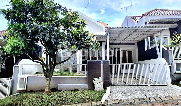 Rumah 1,5 lantai dgn 5 Kamar di Austinville Dieng Malang 1