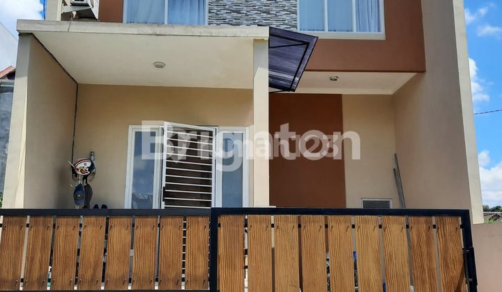 Rumah 2 Lantai di Pandanwangi 1