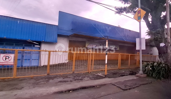 Semi Warehouse Building Area 2,378 M² on A. Yani, Blimbing, Malang