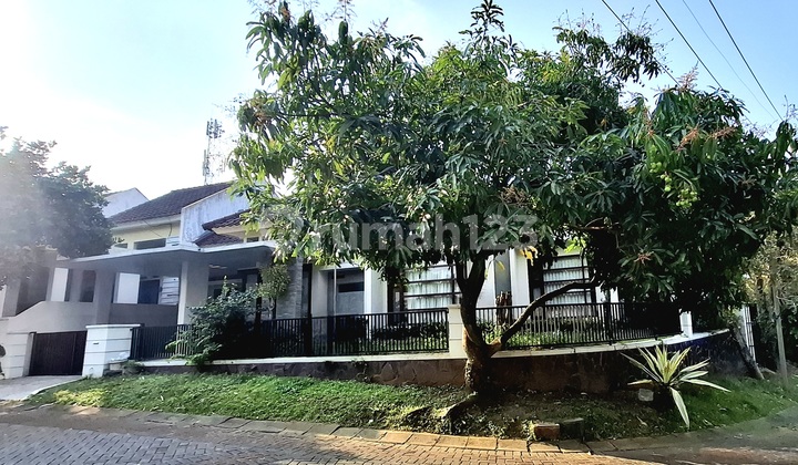 Rumah Posisi Hook Di Villa Puncak Tidar Malang