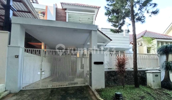 Rumah Semi Furnish Dengan Kolam Renang Di Vpt