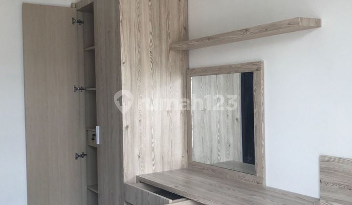 Dijual 1 Unit Kost 11 Kamar di Kawasan Strategis Gading Serpong Dijual 1 Unit Kost 11 Kamar di Kawasan Strategis Gading Serpong