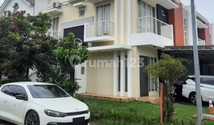 Dijual Rumah Hook 3 Lantai Semi Furnished di Greenlake City Cipondoh 2