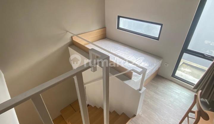 Cheap for Rent! Fully Furnished Fleekhauz House in Strategic Central City Area of BSD 2