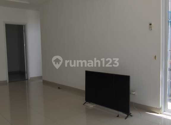 RUMAH FULL FURNISHED DENGAN KOLAM RENANG KAWASAN STRATEGIS BSD RUMAH FULL FURNISHED DENGAN KOLAM RENANG KAWASAN STRATEGIS BSD